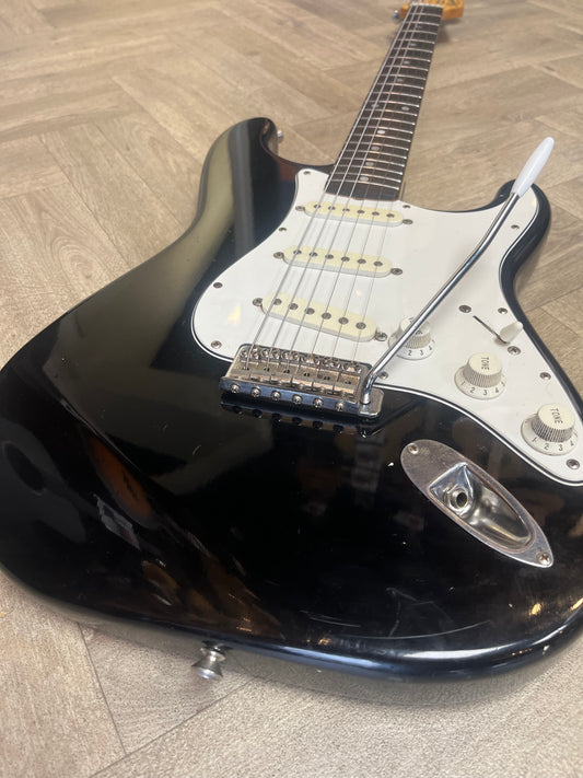 Squier Strat Made in Japan - White Pickguard - REFRESHED & RENEWED