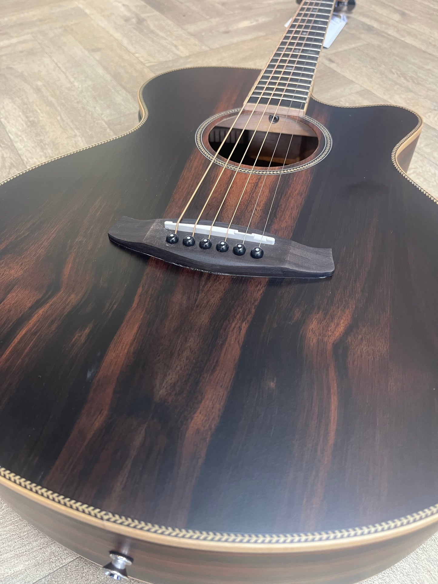Reunion Pro Ebony Electro Acoustic with Solid Top for ultimate sound quality