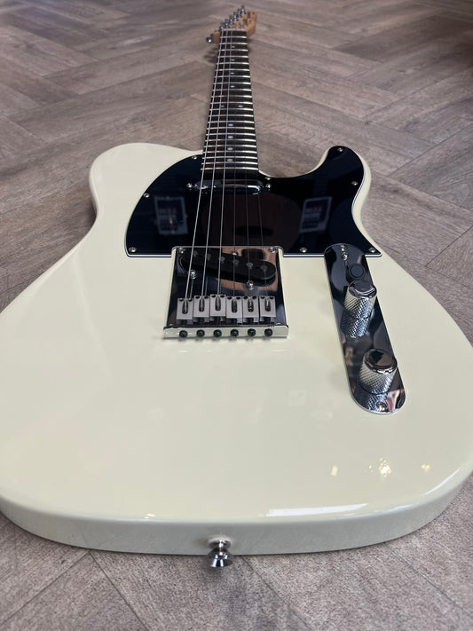 Fender Squier Telecaster - Off white colour - Standard Series - REFRESHED & RENEWED